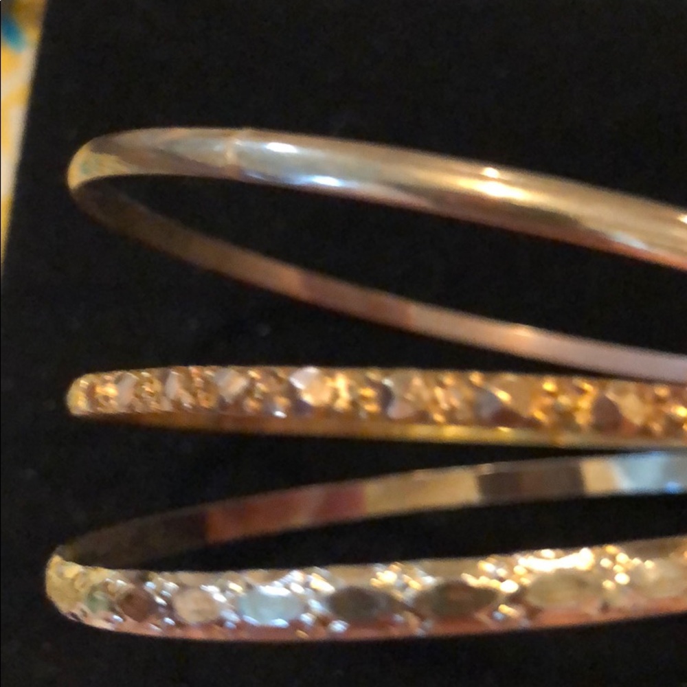 Assorted bangle bracelets! - Picture 2 of 3